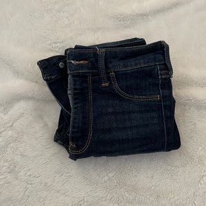 Hollister, dark wash skinny jeans high waisted
